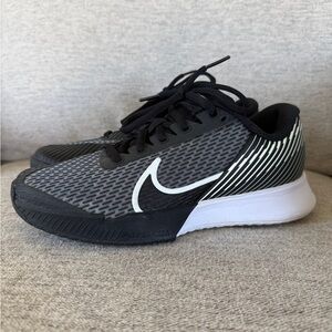 Nike Court Vapor Pro tennis pickleball shoes
